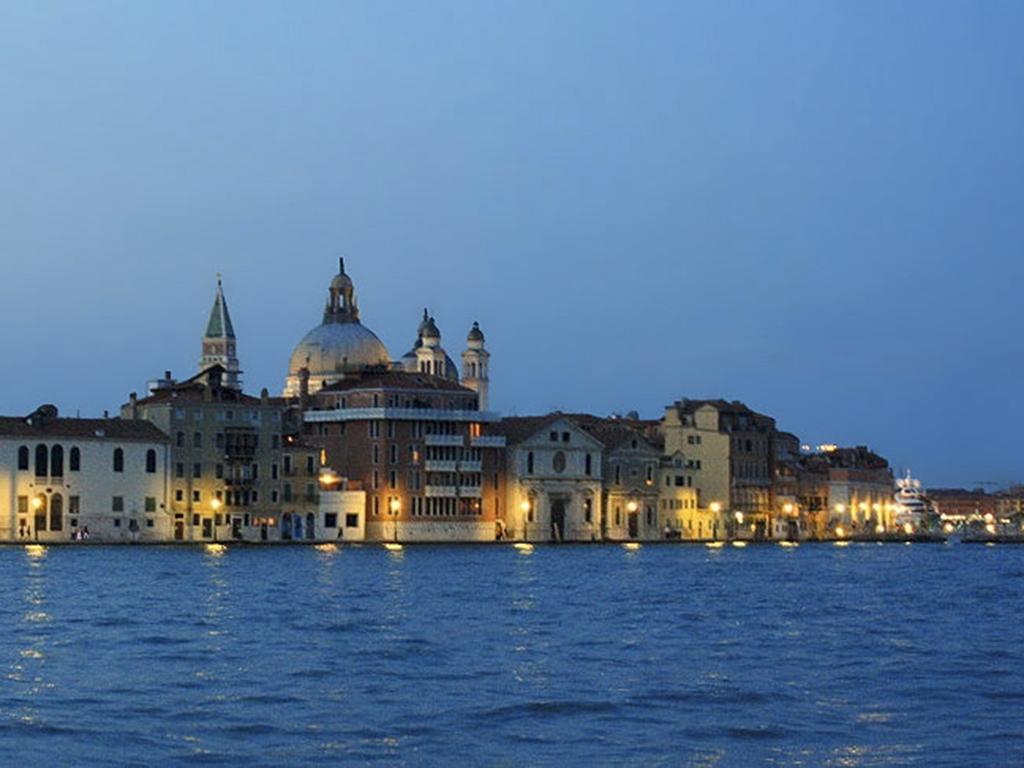 Apartamento Blue Lagoon Venecia Exterior foto